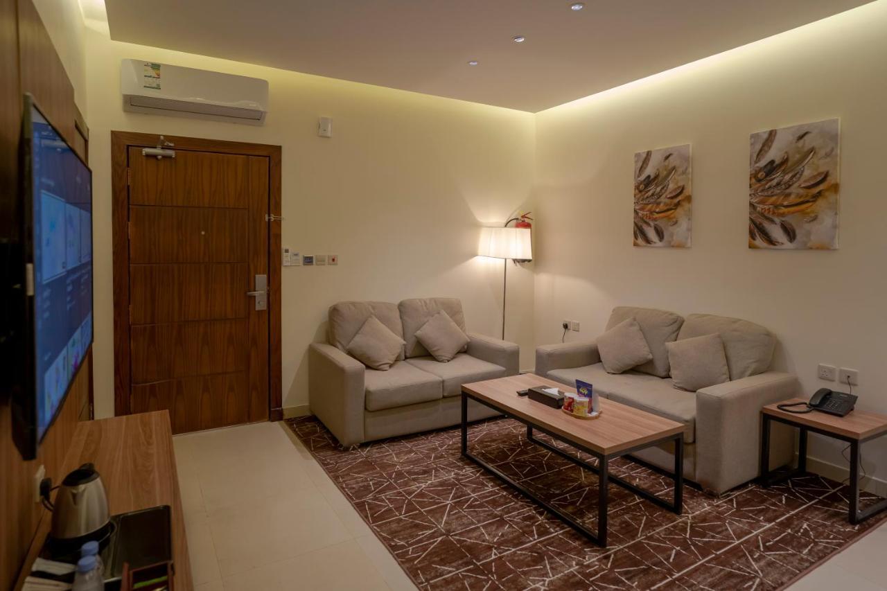 W Suites Hotel アブハ エクステリア 写真